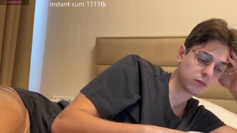 Snapshot of yourhotchristian chatting on March 1, 7:42 am Chris online show from March 1, 7:42 am
