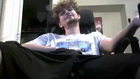 YourMan online show from November 8, 9:01 am