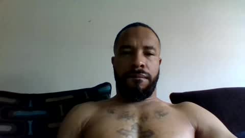 Snapshot of yoursexydaddy79 chatting on January 29, 3:47 pm mother fucker online show from January 29, 3:47 pm