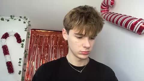 yoursweetyguy online show from January 19, 1:02 pm