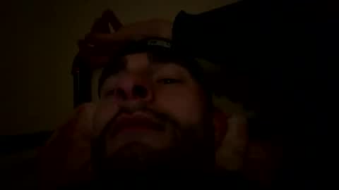 yourwhiteislandboy online show from May 4, 2:13 am
