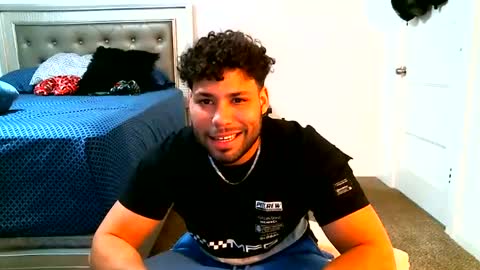 yovngbabyg4 online show from February 22, 3:01 am