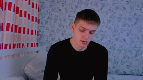 yrshela online show from April 1, 3:09 pm