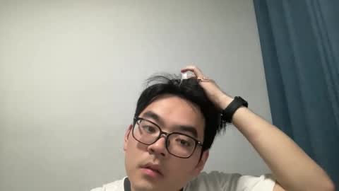 Albert Locko online show from April 14, 4:01 am