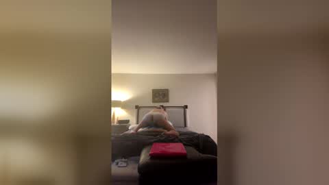 yuhop3 online show from April 25, 11:13 pm