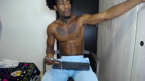 Snapshot of yulian_23 chatting on September 26, 10:18 pm Ivan online show from September 26, 10:18 pm