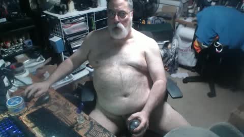 yummyflguy online show from June 10, 7:14 pm