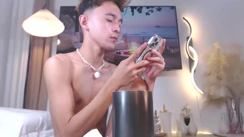 Snapshot of yummyjustine07 chatting on January 20, 7:04 pm Justine online show from January 20, 7:04 pm