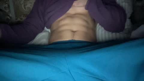 Snapshot of yungbull06 chatting on January 2, 1:27 am Yung Bull online show from January 2, 1:27 am