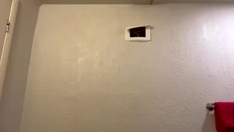 yungstudbev online show from April 3, 1:02 am