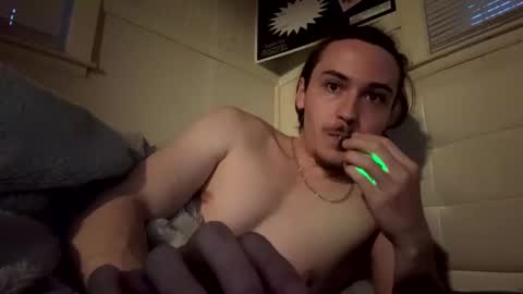 yungstudbev online show from April 6, 11:27 pm