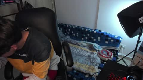 Snapshot of yurii_moody chatting on October 1, 7:29 pm yurii_moody online show from October 1, 7:29 pm