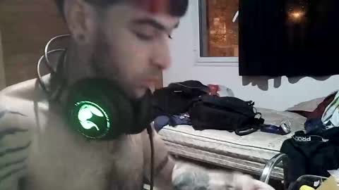 Snapshot of yuumis chatting on October 15, 8:22 am Yuumi online show from October 15, 8:22 am