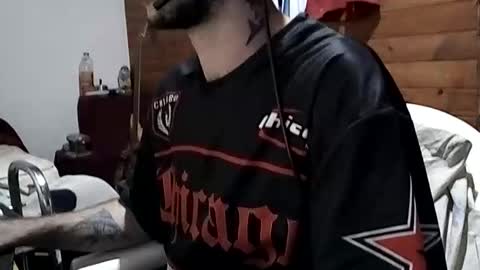 Yuumi online show from March 31, 6:48 am