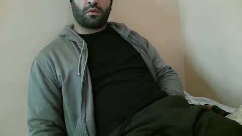 Snapshot of yxxtxxdentyk chatting on December 5, 5:26 am Bi BearXXX online show from December 5, 5:26 am