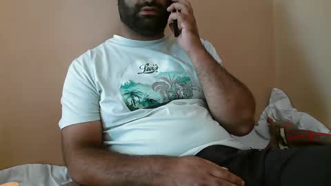 Snapshot of yxxtxxdentyk chatting on September 17, 4:57 am Bi BearXXX online show from September 17, 4:57 am