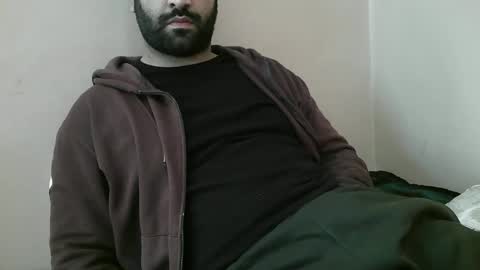 Snapshot of yxxtxxdentyk chatting on February 4, 5:53 am Bi BearXXX online show from February 4, 5:53 am