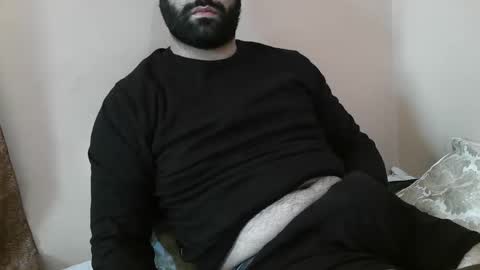 Snapshot of yxxtxxdentyk chatting on December 24, 6:11 am Bi BearXXX online show from December 24, 6:11 am