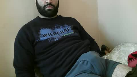 Snapshot of yxxtxxdentyk chatting on February 18, 4:37 am Bi BearXXX online show from February 18, 4:37 am