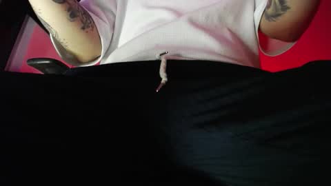 Snapshot of zac_watson chatting on October 28, 4:48 am Zac Freelance model online show from October 28, 4:48 am