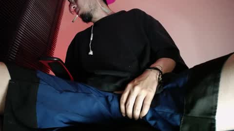 Zac Freelance model online show from April 21, 2:51 am