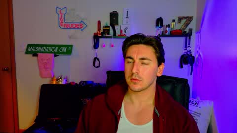 Zach Rhyder online show from February 4, 2:17 am