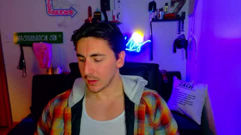 Zach Rhyder online show from March 4, 3:13 am