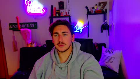 Zach Rhyder online show from May 13, 2:30 am