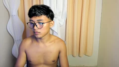 zach online show from June 1, 12:27 pm