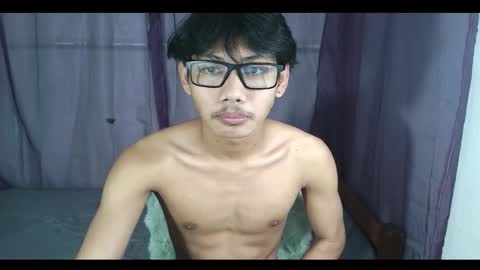 zack212003 online show from November 22, 7:41 am