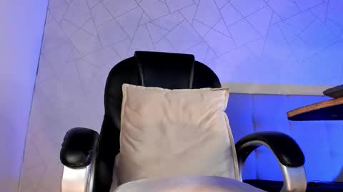 zack conor online show from February 13, 1:12 am