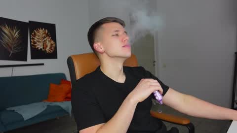 ZACK GILLIAN online show from May 8, 8:31 pm