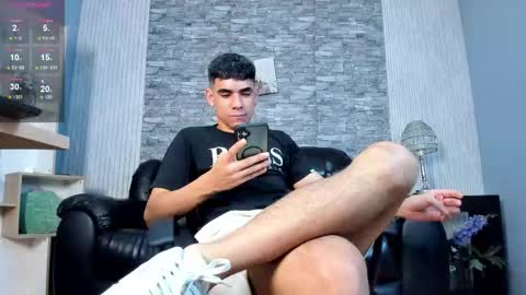 zack_joness10 online show from February 1, 4:55 am