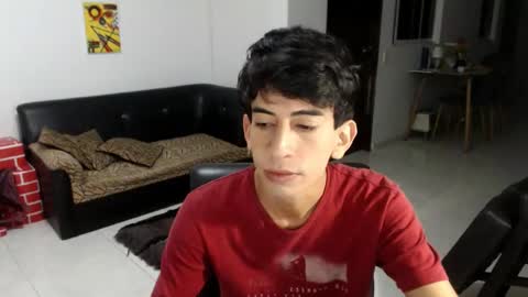 Snapshot of zack_kingg chatting on January 19, 11:00 pm Zack King online show from January 19, 11:00 pm
