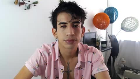 Snapshot of zack_kingg chatting on January 2, 2:46 pm Zack King online show from January 2, 2:46 pm