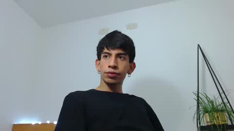 Snapshot of zack_kingg chatting on March 12, 5:07 pm Zack King online show from March 12, 5:07 pm