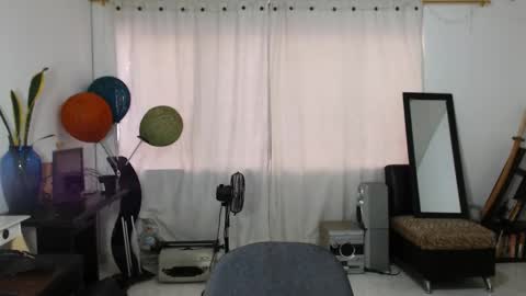 Snapshot of zack_kingg chatting on December 31, 10:34 pm Zack King online show from December 31, 10:34 pm