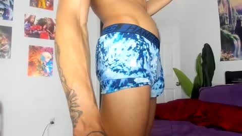 Zack Pipher online show from April 15, 1:16 am