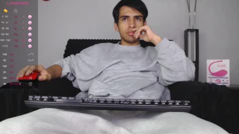Snapshot of zack_xtreme chatting on February 6, 11:43 am Xavi online show from February 6, 11:43 am