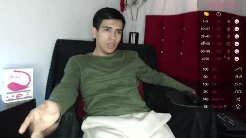 Snapshot of zack_xtreme chatting on September 20, 12:49 pm Xavi online show from September 20, 12:49 pm