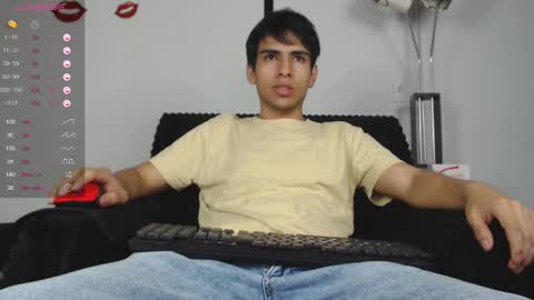 Snapshot of zack_xtreme chatting on February 1, 12:16 pm Xavi online show from February 1, 12:16 pm