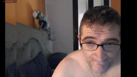 Snapshot of zackhot31 chatting on September 28, 7:39 am Ivan online show from September 28, 7:39 am