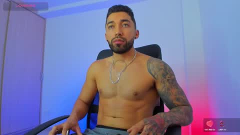 Alex Blade online show from January 17, 12:30 pm