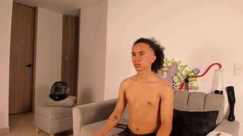 zadders_yb online show from March 7, 7:28 am