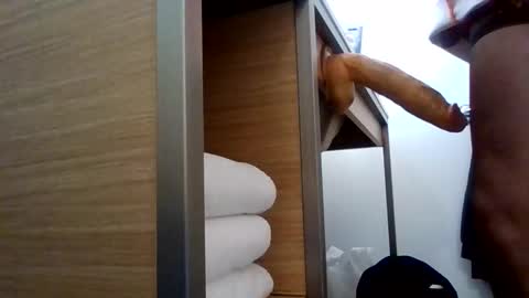 zaddypeg123 online show from April 26, 11:56 pm