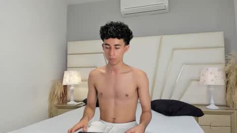 Snapshot of zahir_ashar chatting on October 14, 11:17 am zahir_ashar online show from October 14, 11:17 am