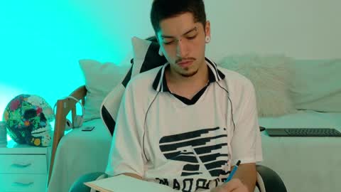 Zahir Raw online show from April 18, 9:25 pm