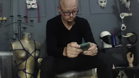 Dom Zain online show from March 29, 3:17 am