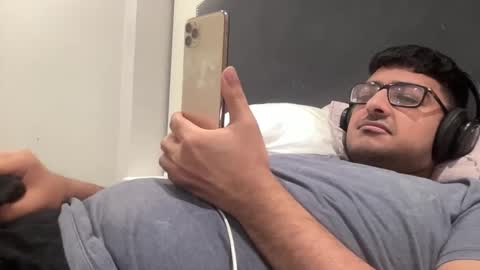 Zak27 online show from November 11, 4:45 pm