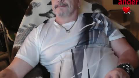 zander007 online show from January 5, 6:56 pm